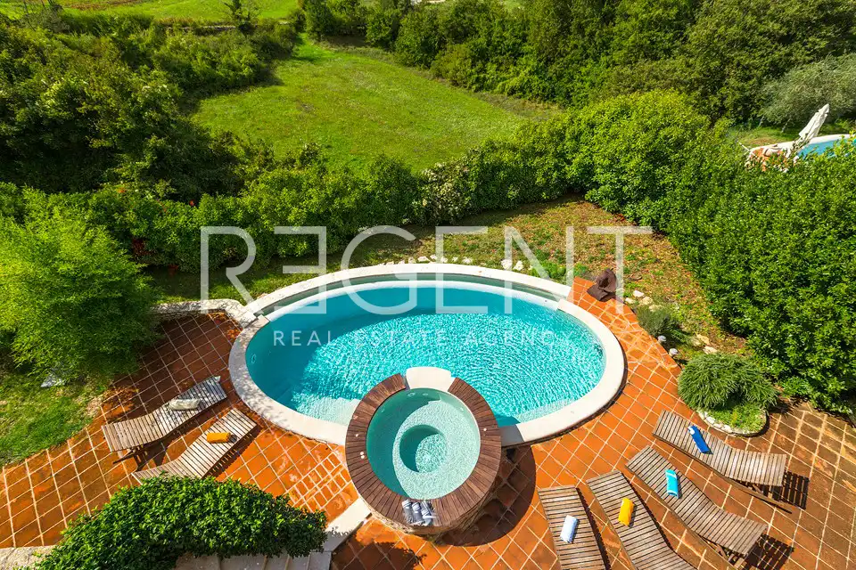 Istrie, Sveti Lovreč – Luxusní kamenná vila