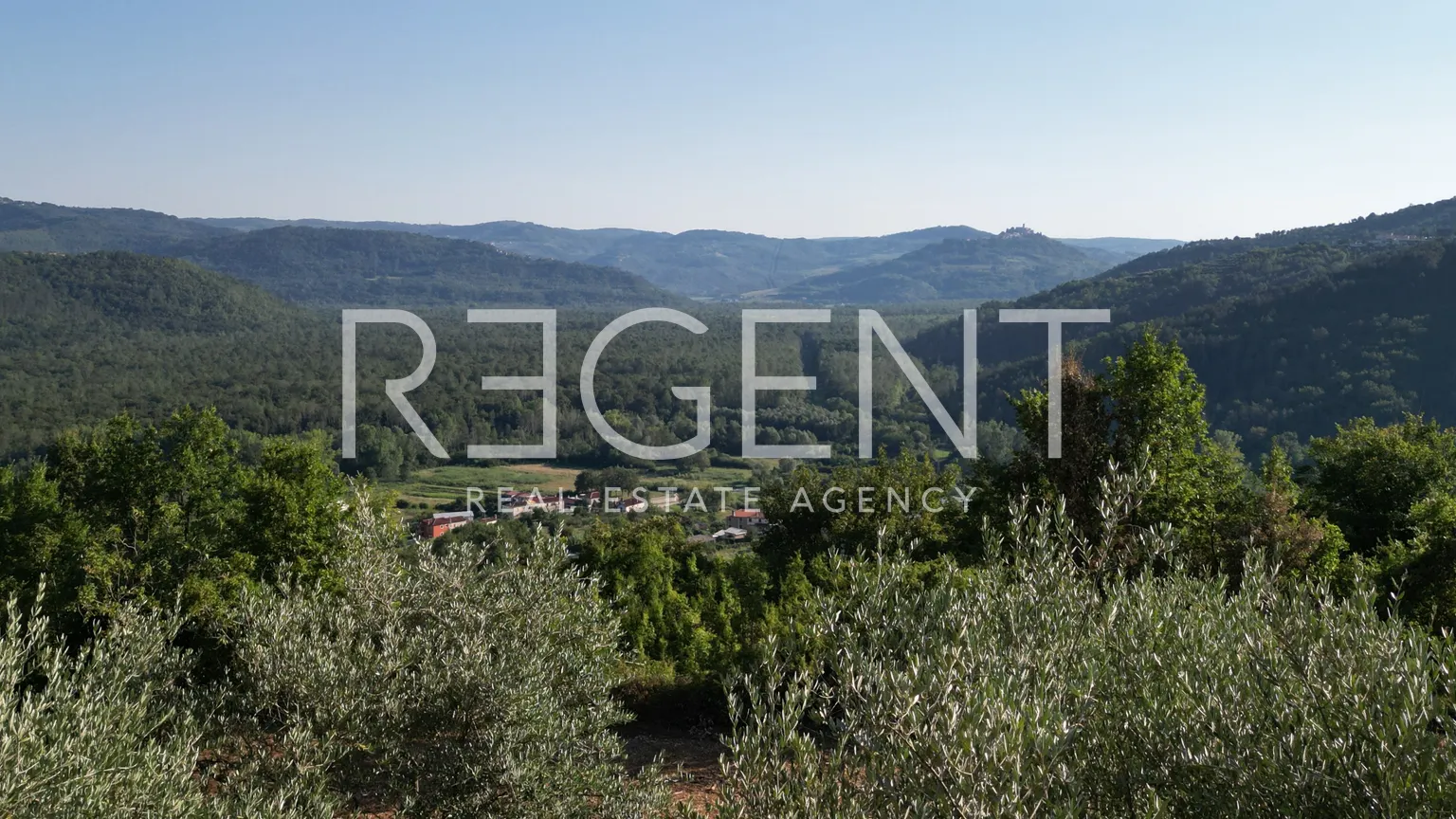 Istria, Gradinje - Terreno edificabile e agricolo con vista panoramica