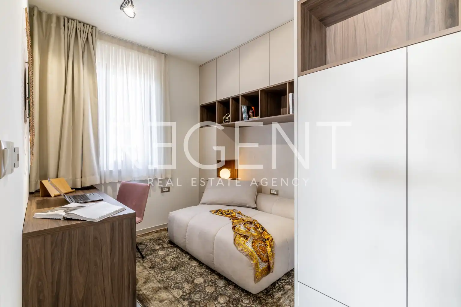 Split, Kaštel Lukšić - Luxusní Penthouse 110 m2 s terasou