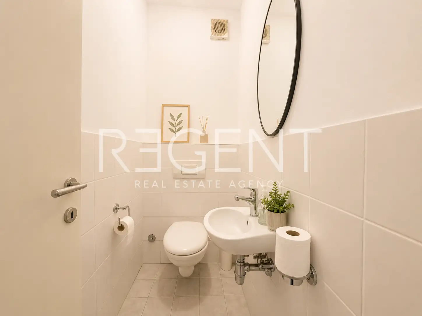 Stanovanje 145 m², center Zagreba — 2 terasi, parkirišče, opremljeno