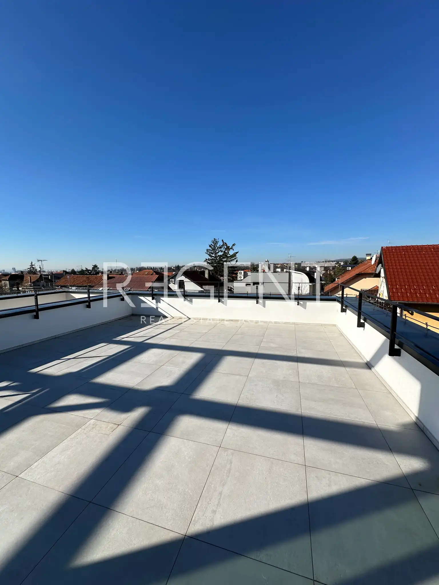 Záhreb, Šalata - Moderná rodinná vila na špičkovej lokalite