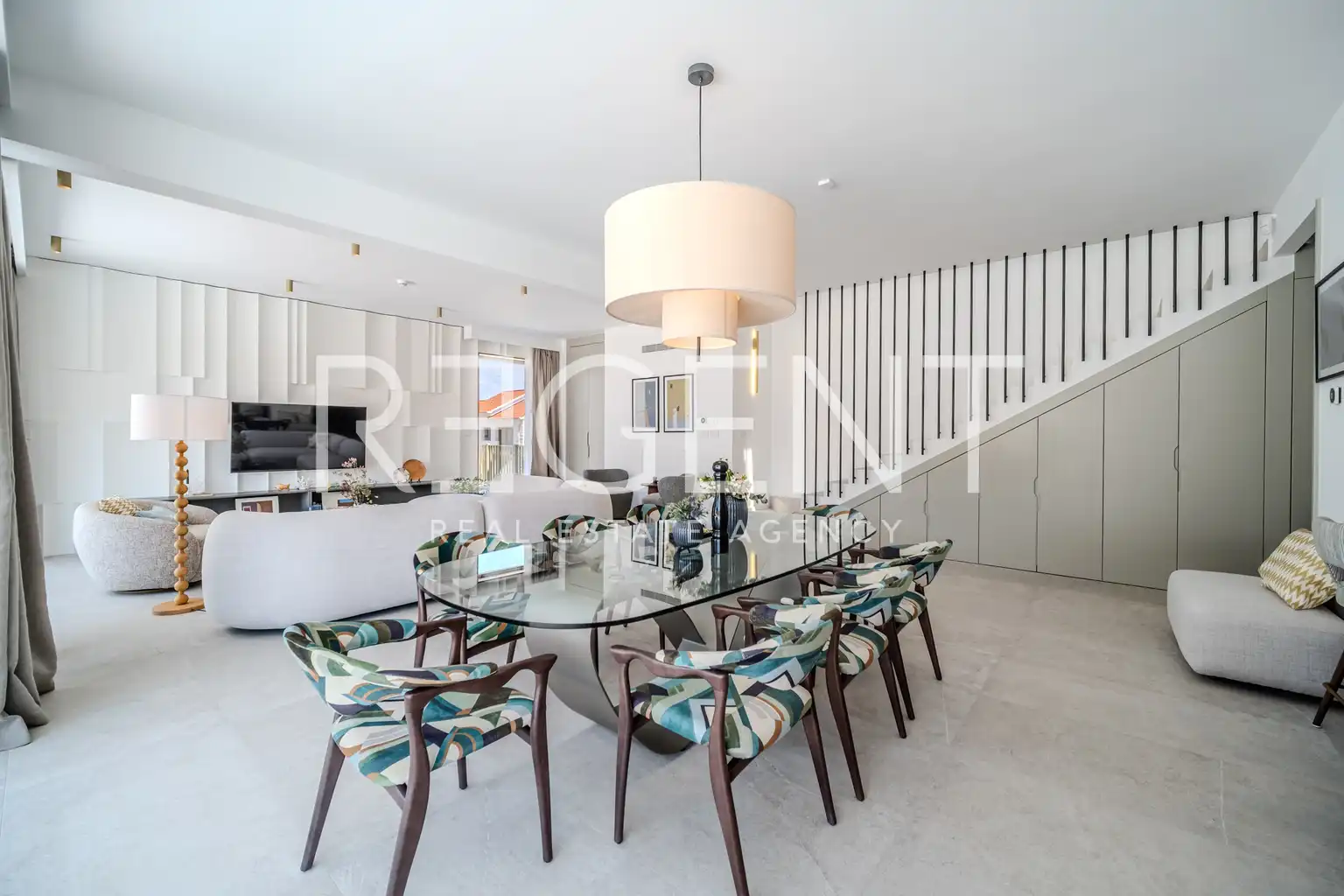 Brač, Sutivan - Predivna vila u blizini mora 274m2