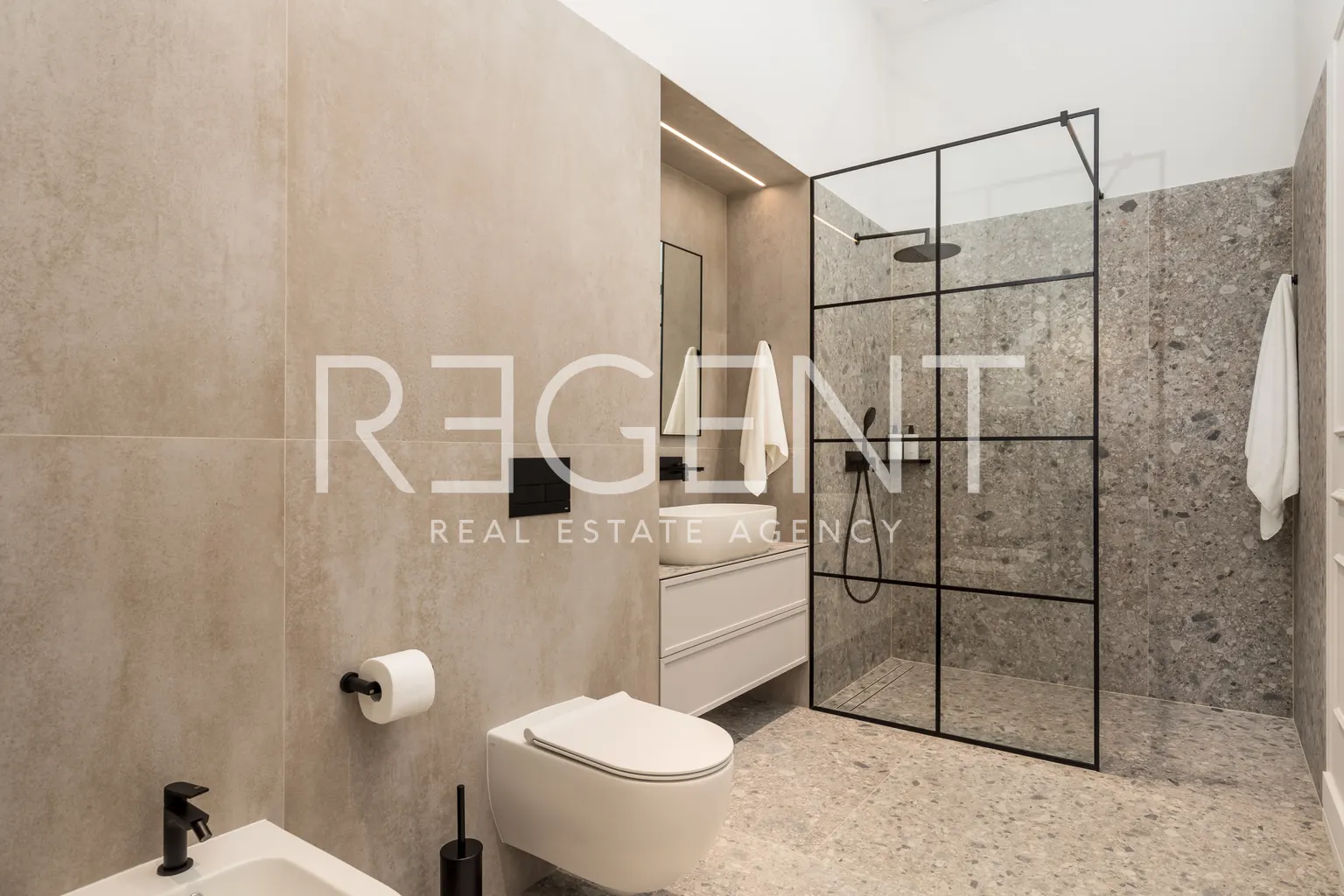 Opatija, Centar - Appartement de luxe dans une villa dans un emplacement unique, 114 m2
