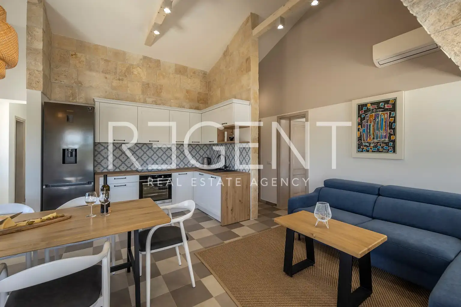 Zadar, St. Filip i Jakov - Rustic villa on a 30,000 m² plot of land