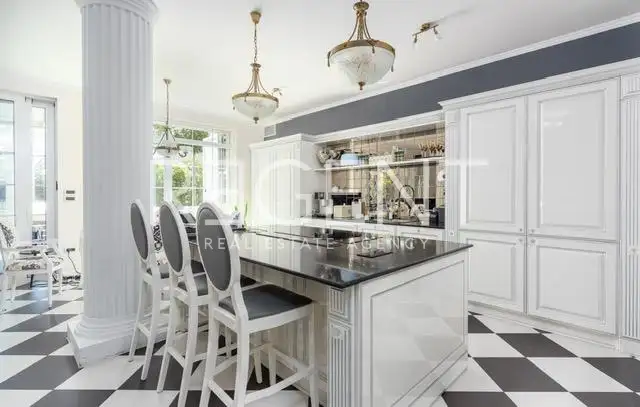 Rovinj - luxury villa with a pool, first row to the sea
