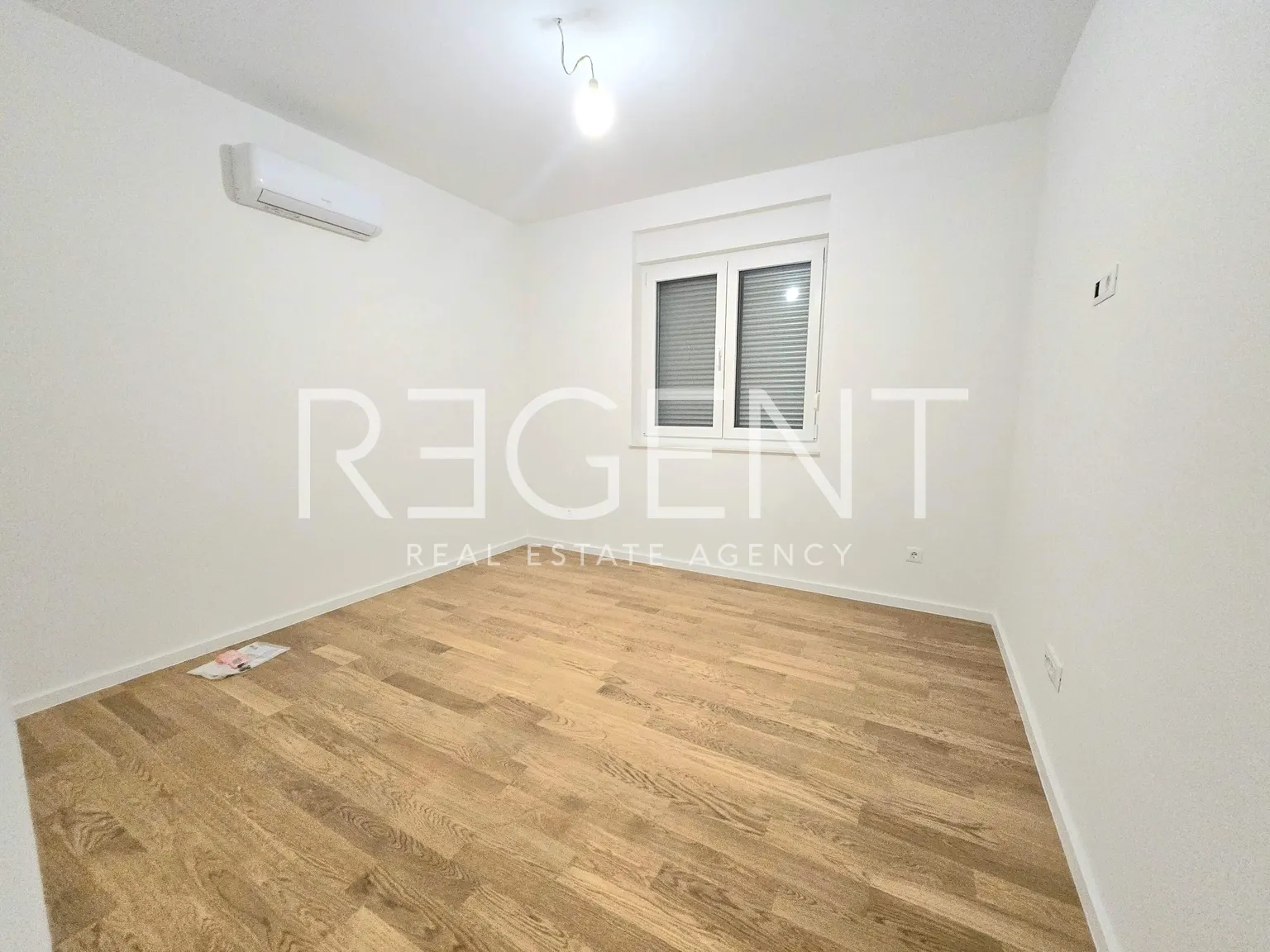 Sveta Nedelja, Kerestinec- Trosoban stan 100 m2 s vrtom