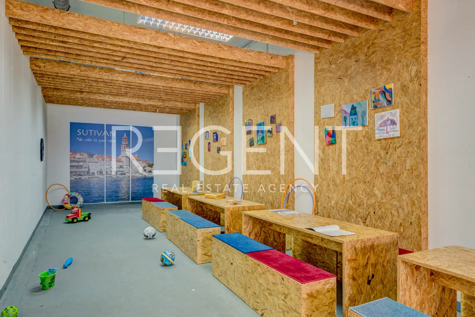 Brač, Sutivan - Investicijska prilika, stambena zgrada