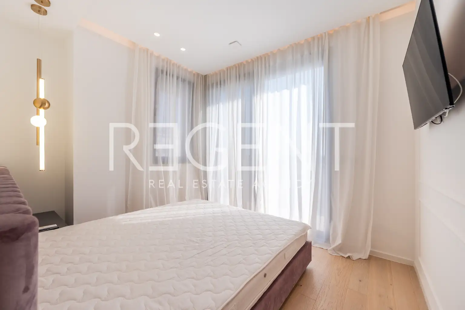 Zagabria, Centro - Moderno appartamento con tre camere da letto in affitto