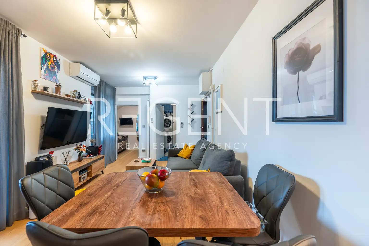 Zagreb, Voltino - Renoviran trosoban stan