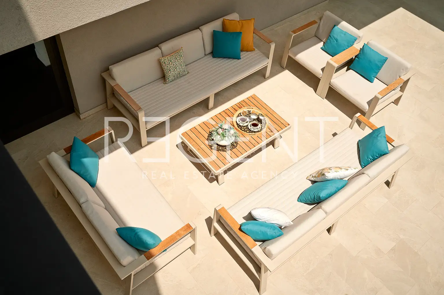Marina Hills Resort — 3 vile s bazenom, 12 soba i pogled na more