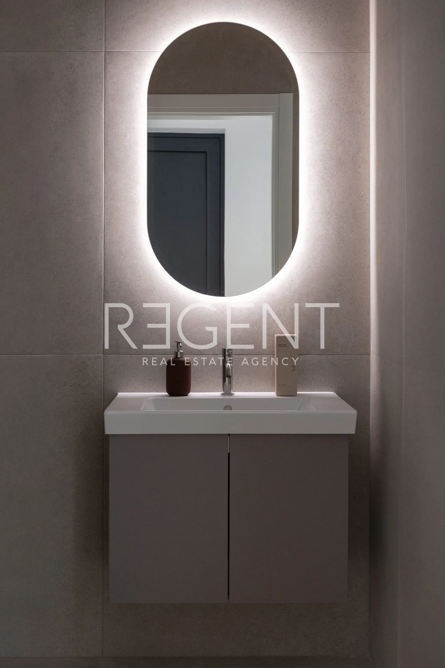 Istrie, Poreč - Elegantní kamenný dům s bazénem