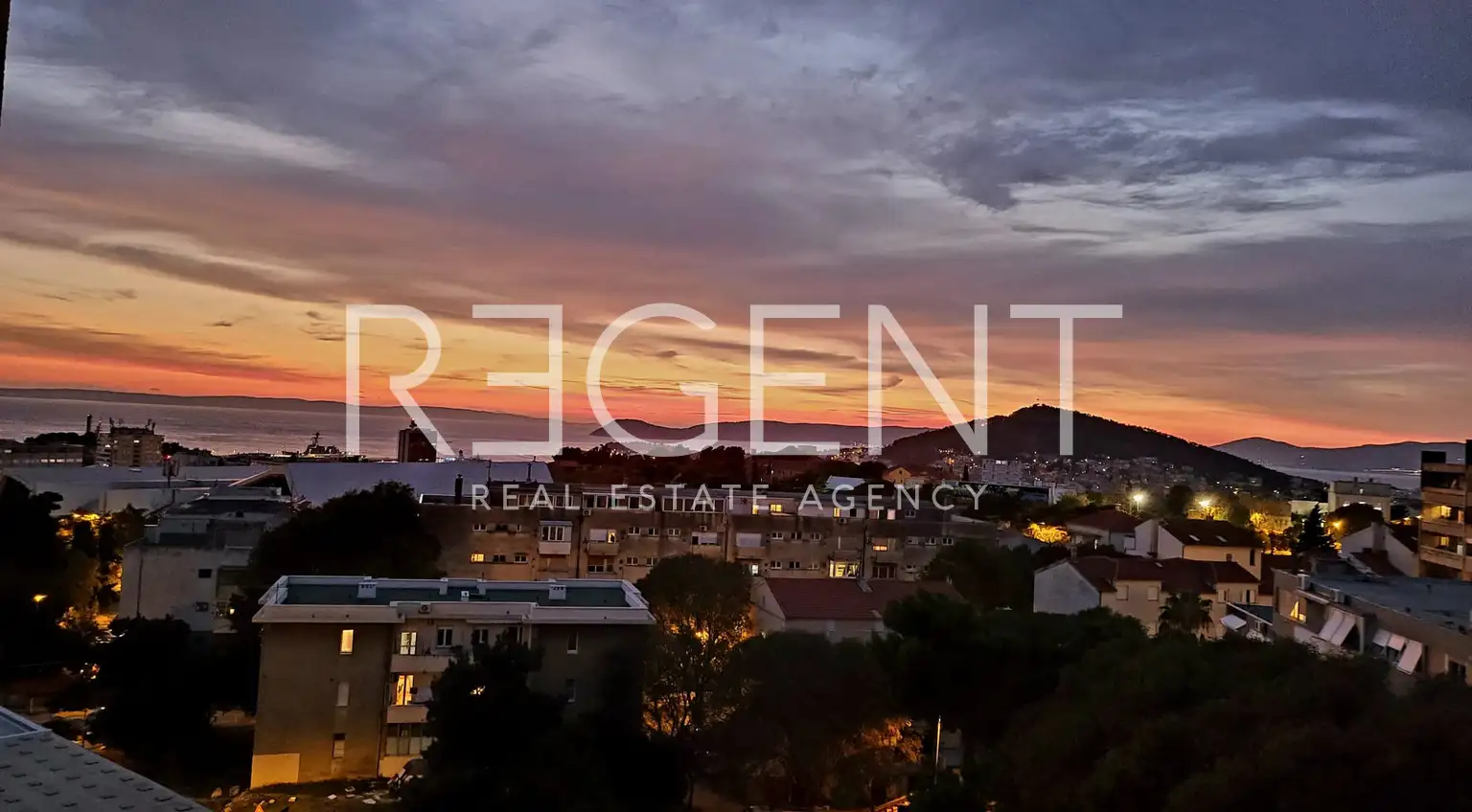 Split, Gripe - Dvosoban stan sa balkonom