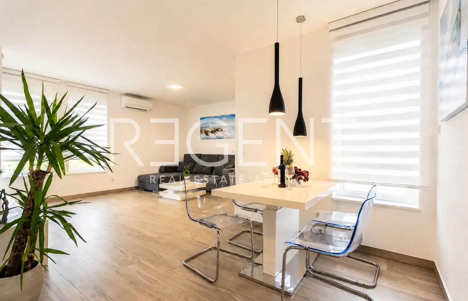Podstrana, Sita – 52 sqm, two bedrooms, loggia, parking