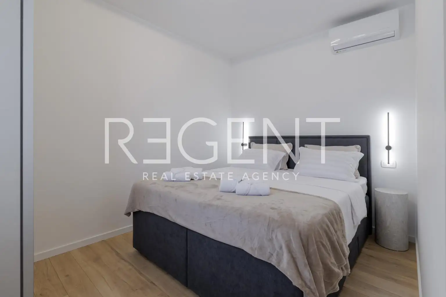 Split, Kila – stan 70 m² sa saunom, vrtom i bazenom