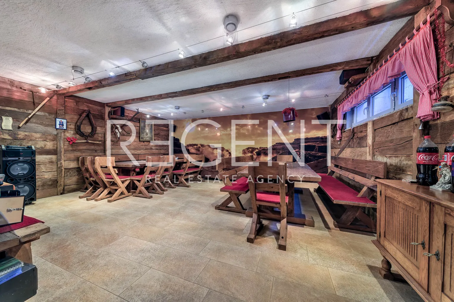 Zagreb, Gornji Bukovac - Prekrasna vila s vrtom, 591 m2