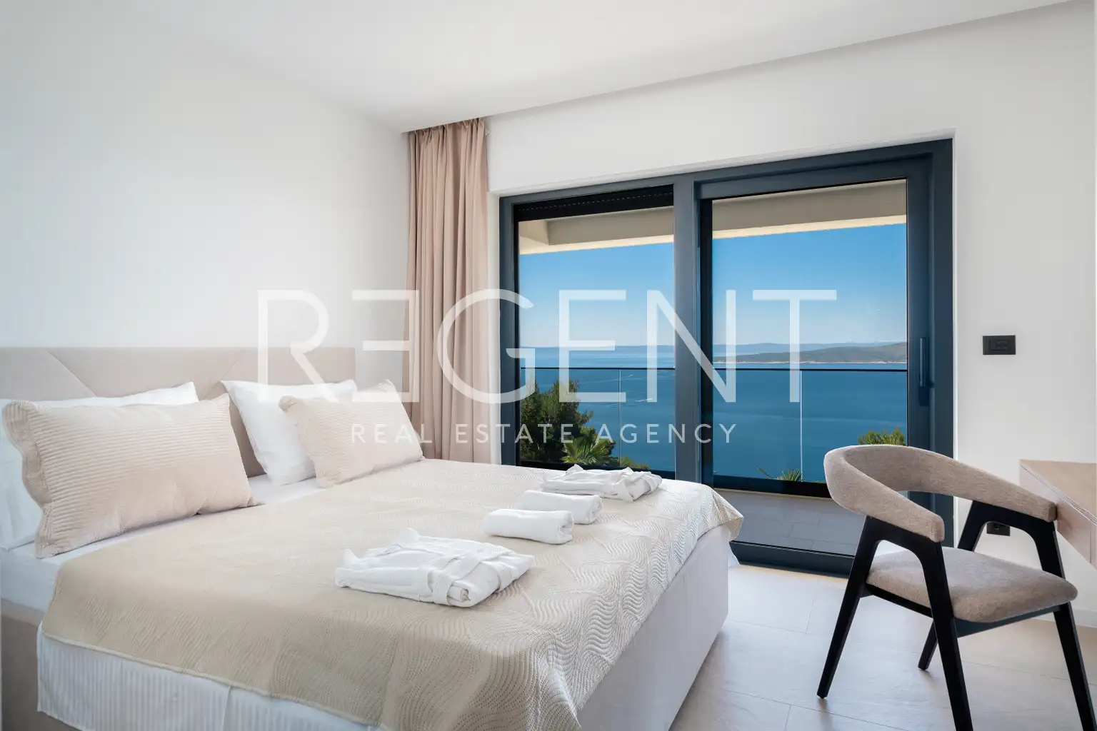 Makarska, Brela - Luxusná vila s panoramatickým výhľadom na more 317 m2