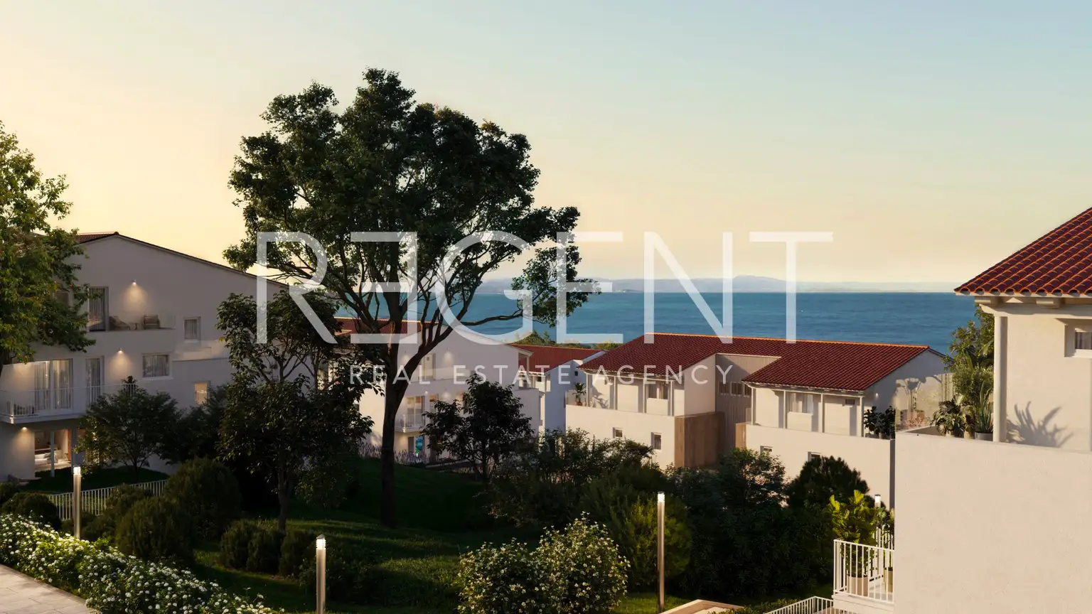 Novi Vinodolski, Mövenpick – penthouse, prvi red do mora