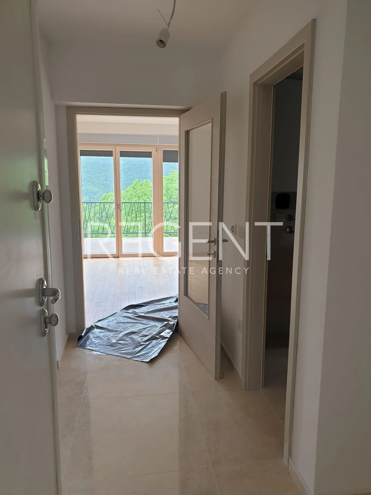 Crikvenica - Trosoban stan u urbanoj vili sa panoramskim pogledom 69 m2
