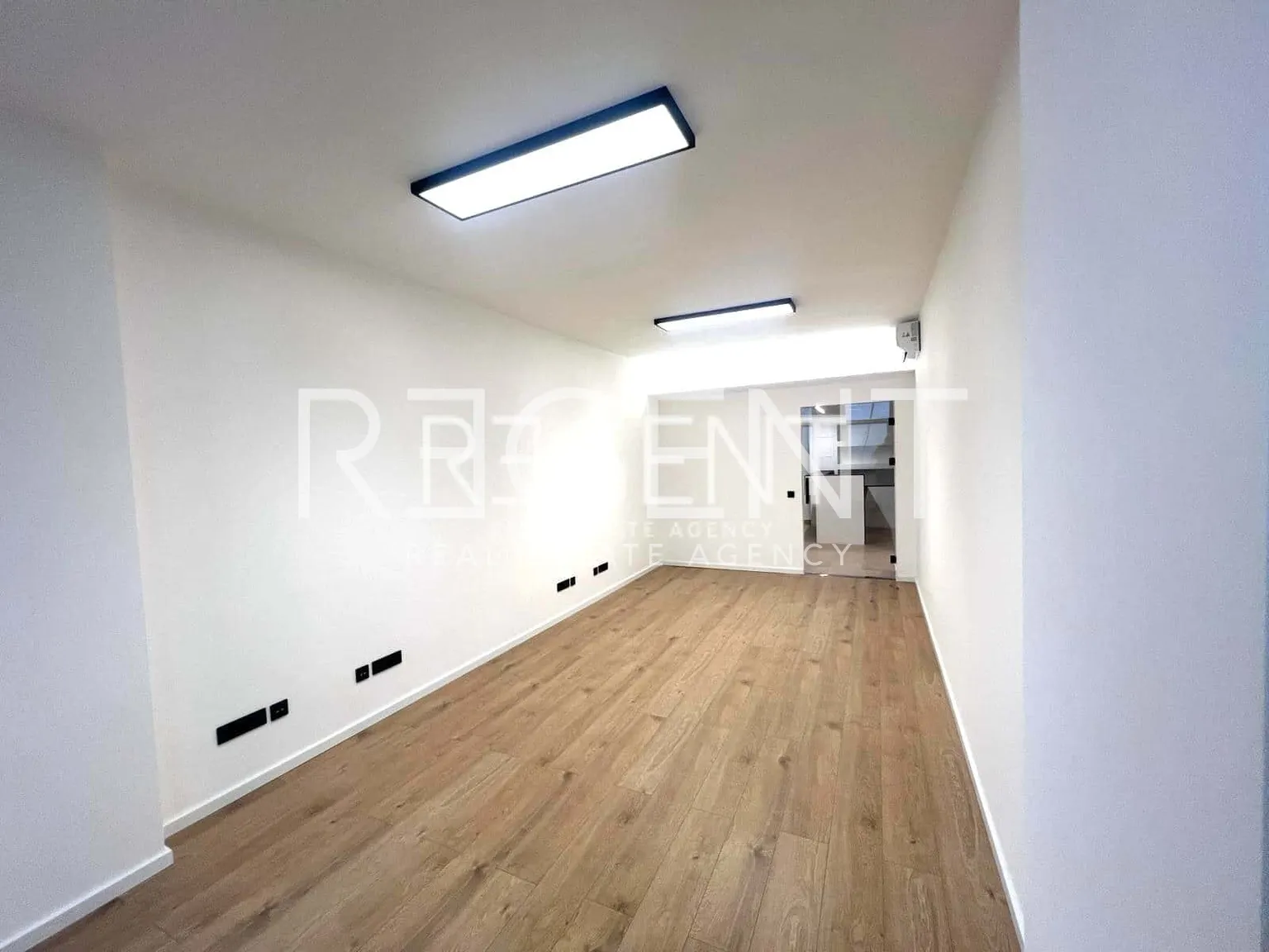 Záhřeb, Trešnjevka obchodní prostor 250 m2