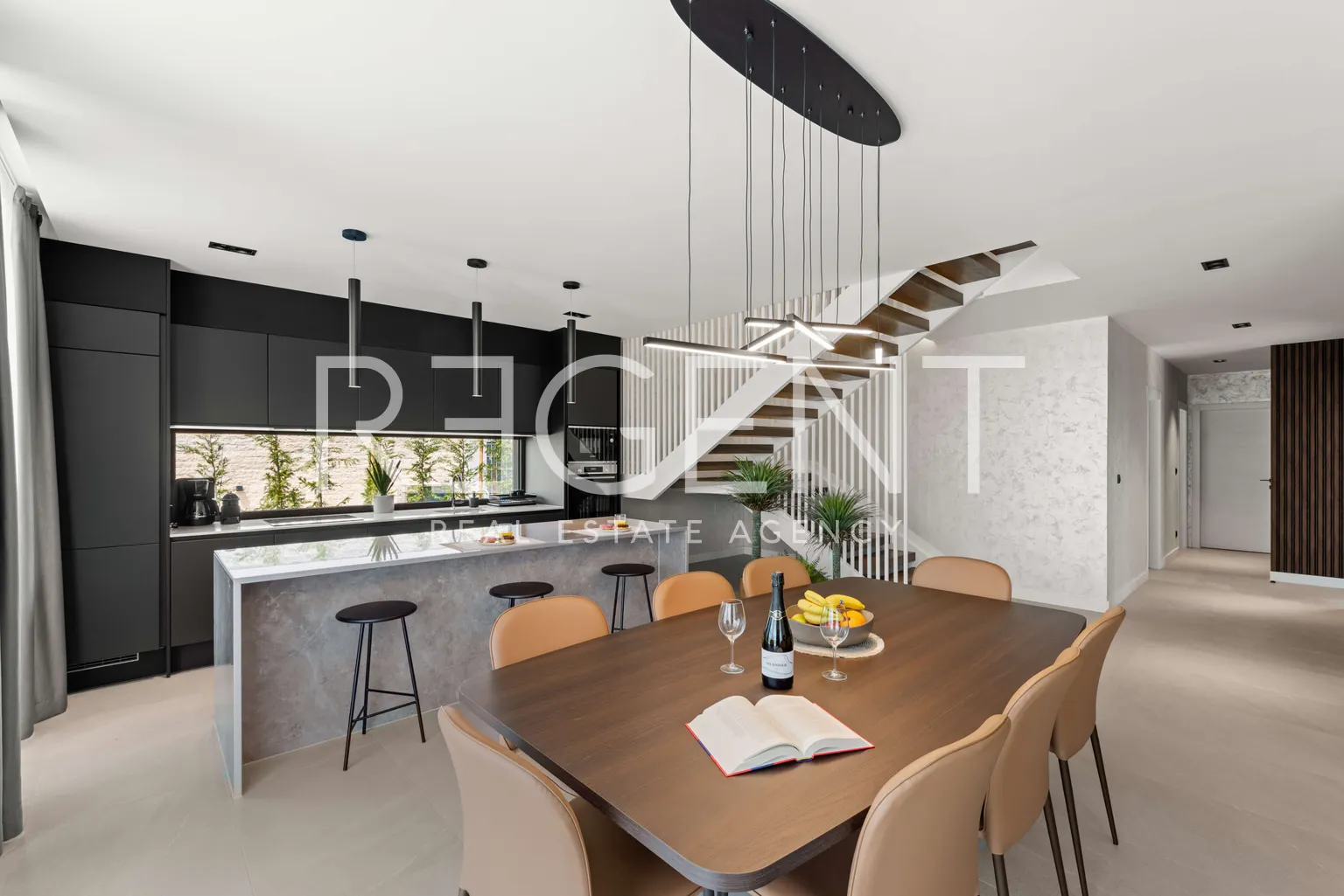 Istra, Poreč – Dizajnerska vila s pogledom na more 310 m2