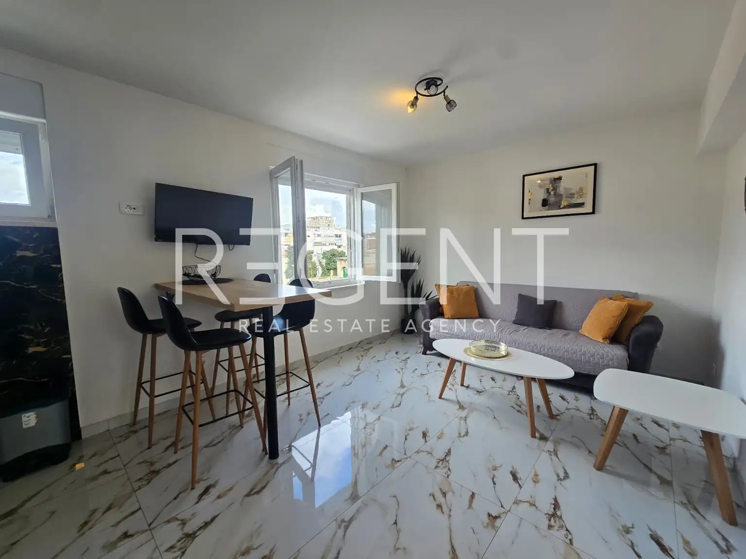 Split, Zentrum - Moderne Zwei-Zimmer-Wohnung mit Balkon