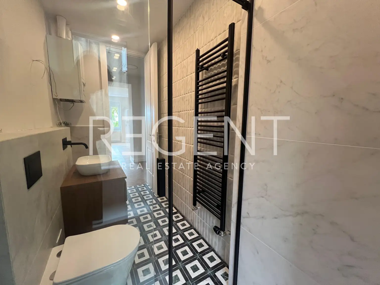 Zagreb, Donji Grad - Stan 47m2, 2. kat, renoviran, 2S