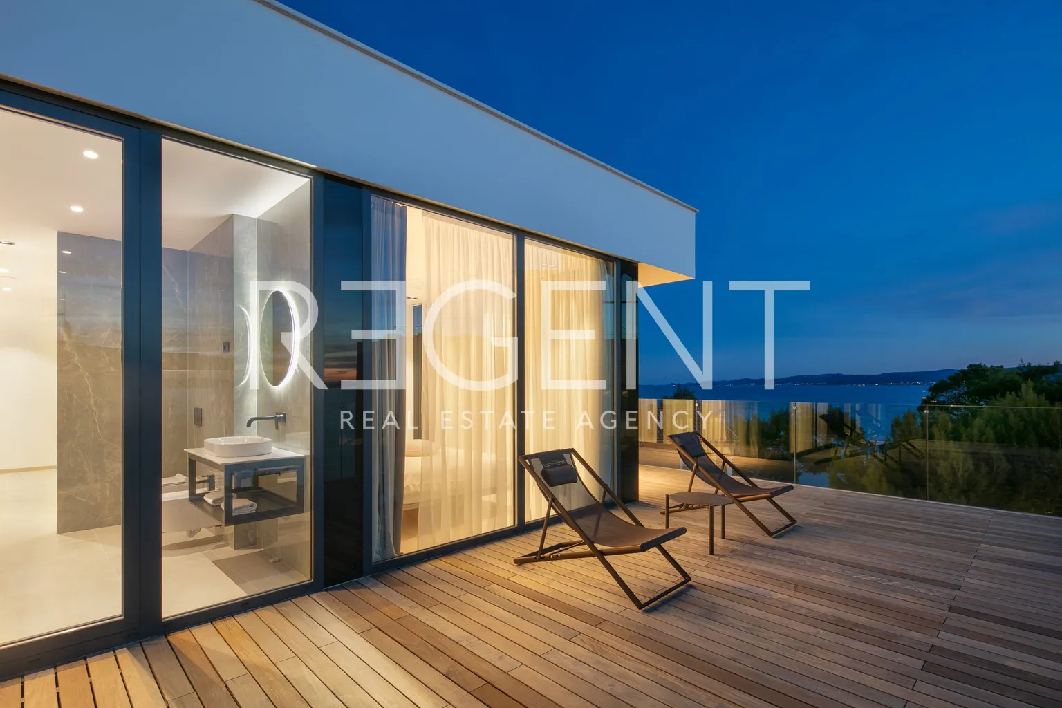 Sukošan – Luxusní moderní vila s bazénem 495 m2