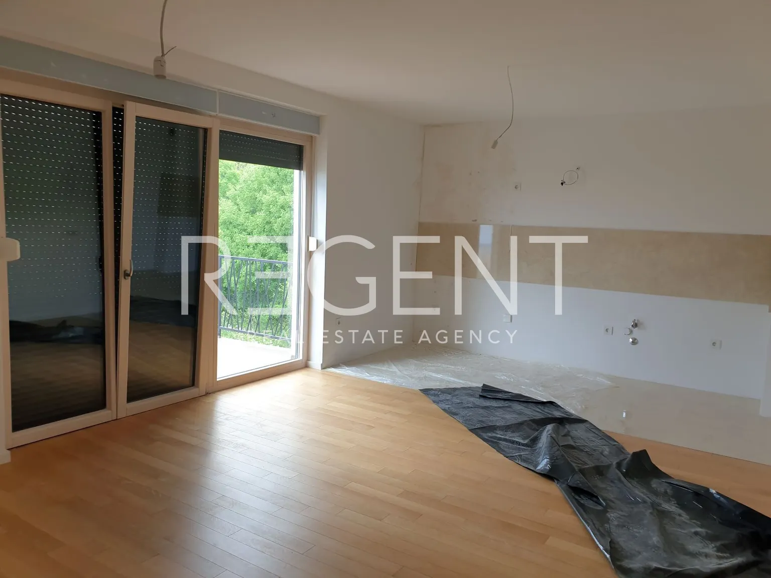 Crikvenica - Trosoban stan u urbanoj vili sa panoramskim pogledom 69 m2