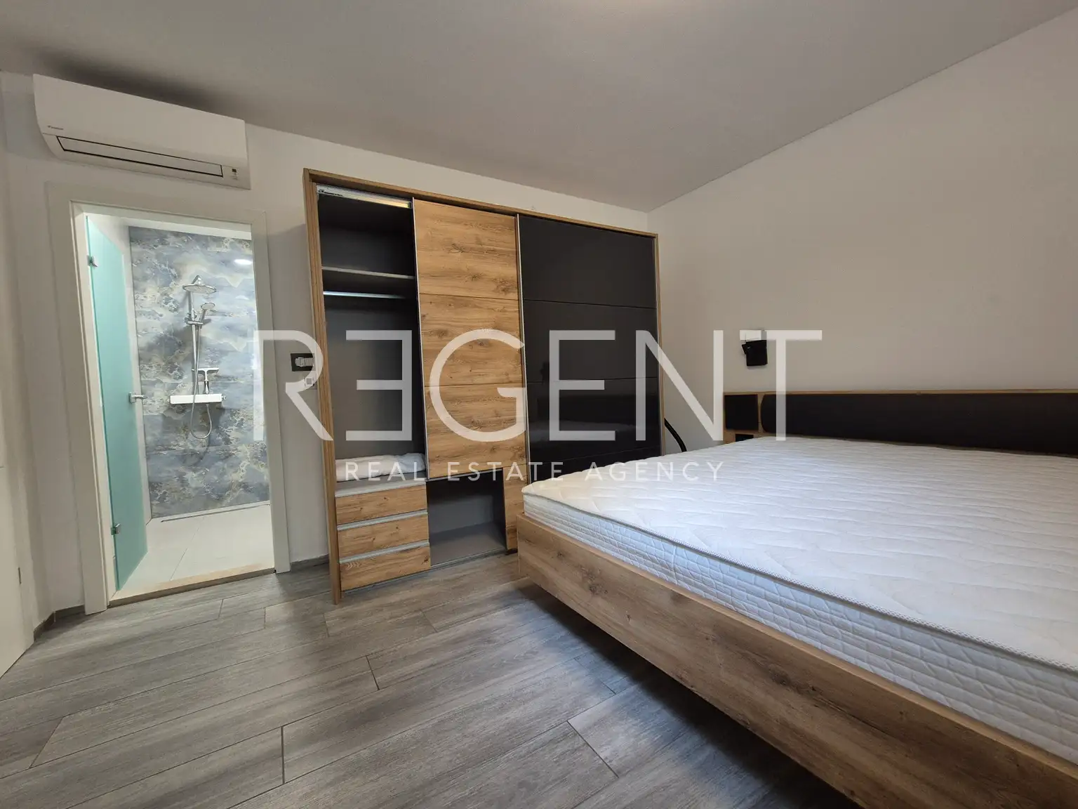 Split, Varoš - Two-bedroom apartment with a parking space in the center of Split