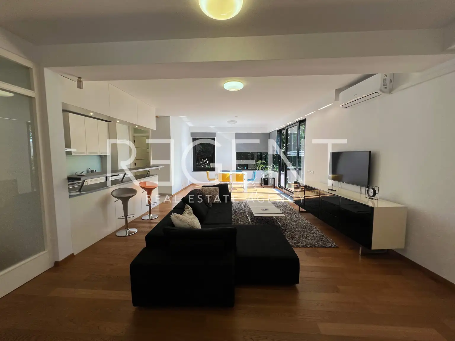 Zagreb, Srebrnjak – Geräumige Vierzimmerwohnung mit Garten zu vermieten
