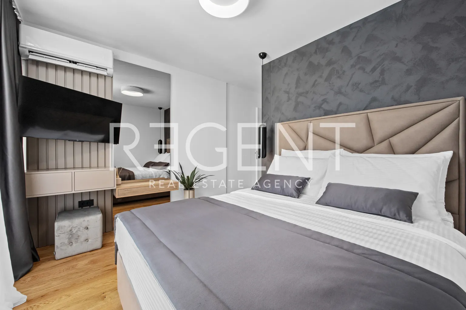 Istrie, Medulin - Nádherná moderní vila 220 m2