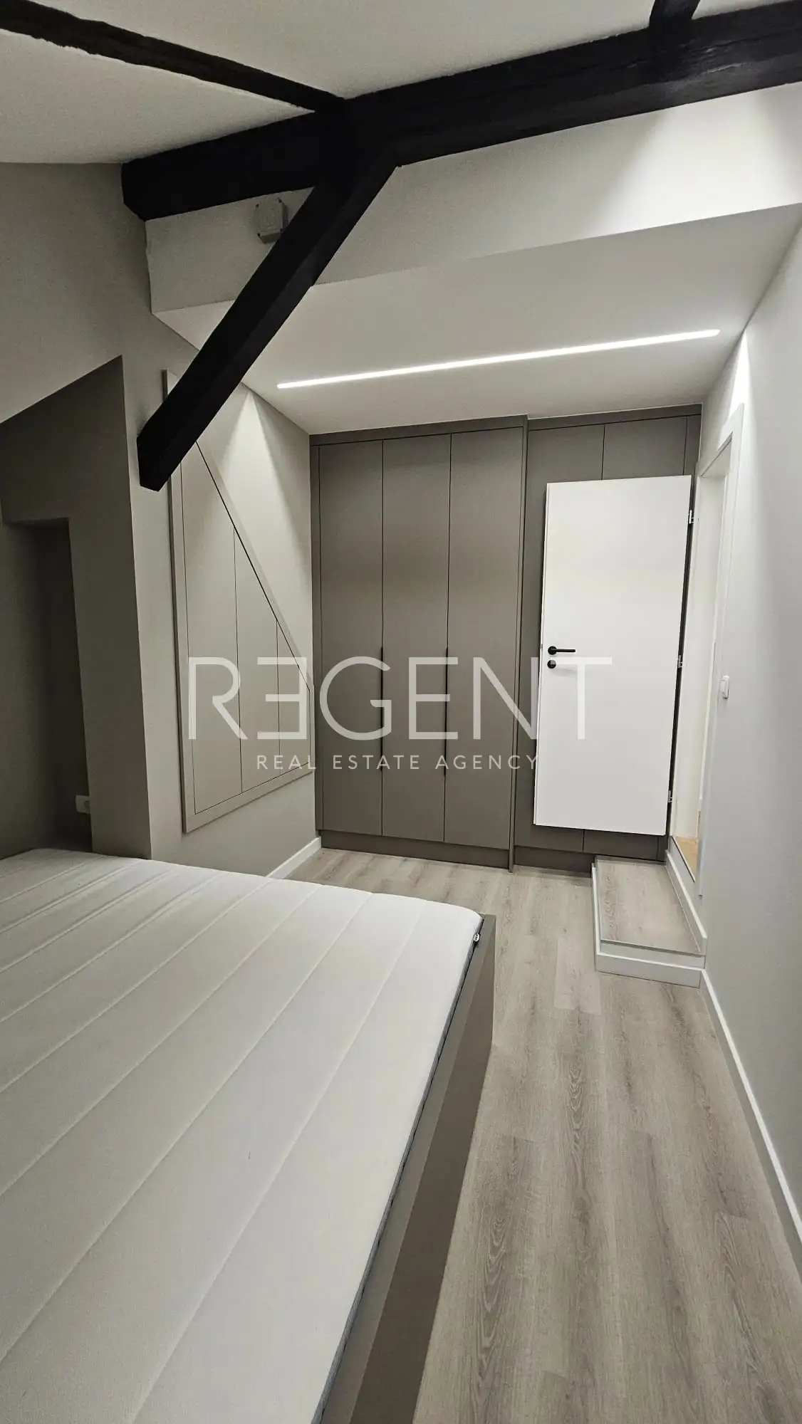 Zagreb, Donji Grad - Luxurious four-room apartment in the center