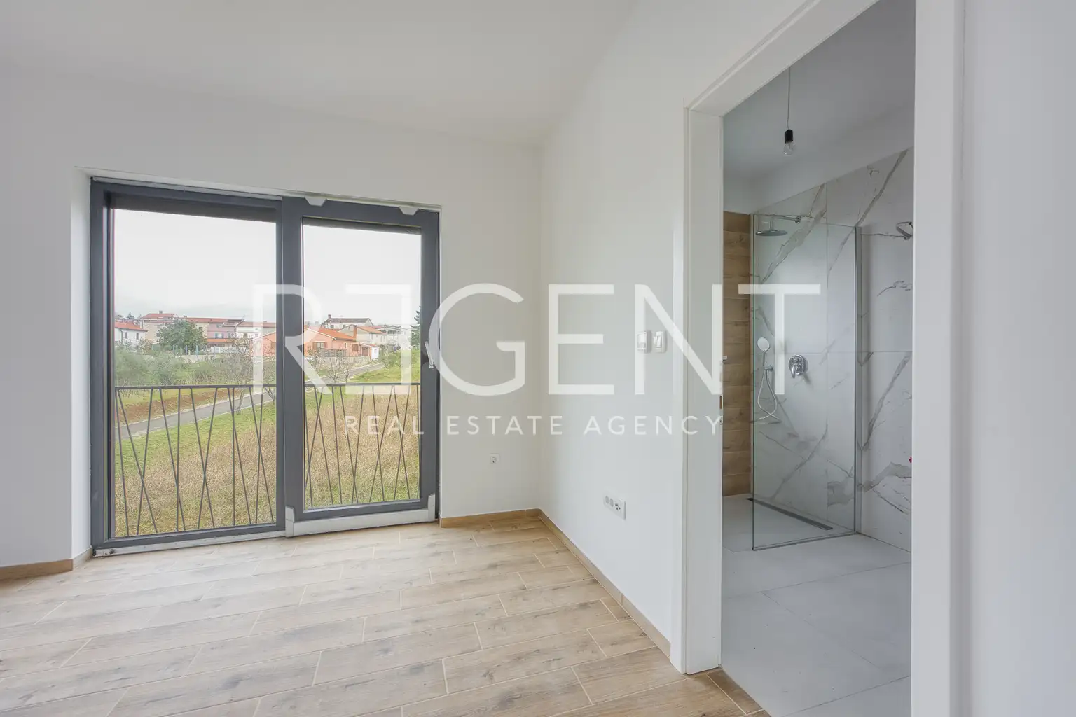 Kaštelir-Labinci - Dvojna kuća s bazenom i pogledom na more