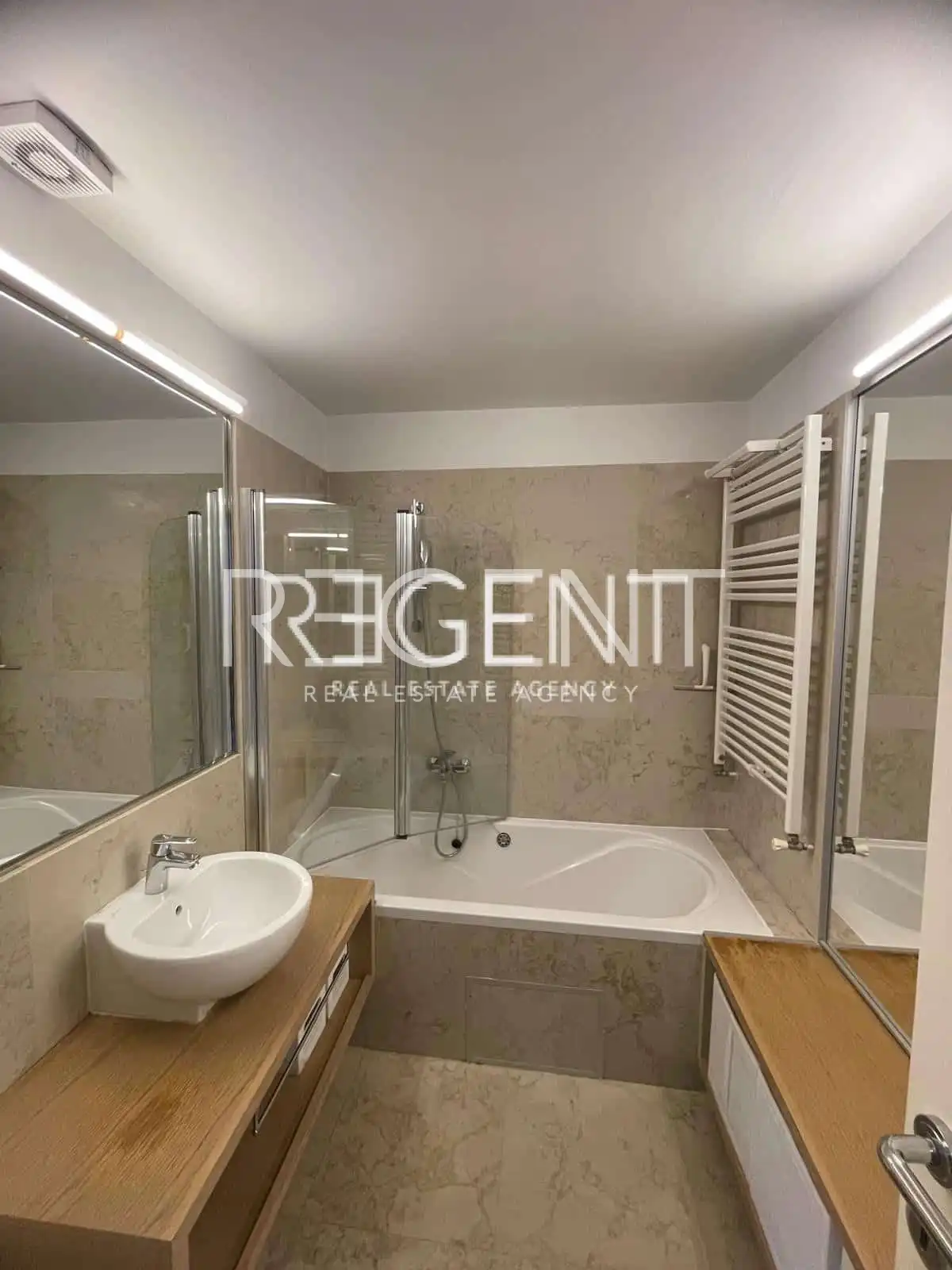 Zagreb, Kvaternikov Trg - Maisonette-Wohnung 150 m2 zu vermieten