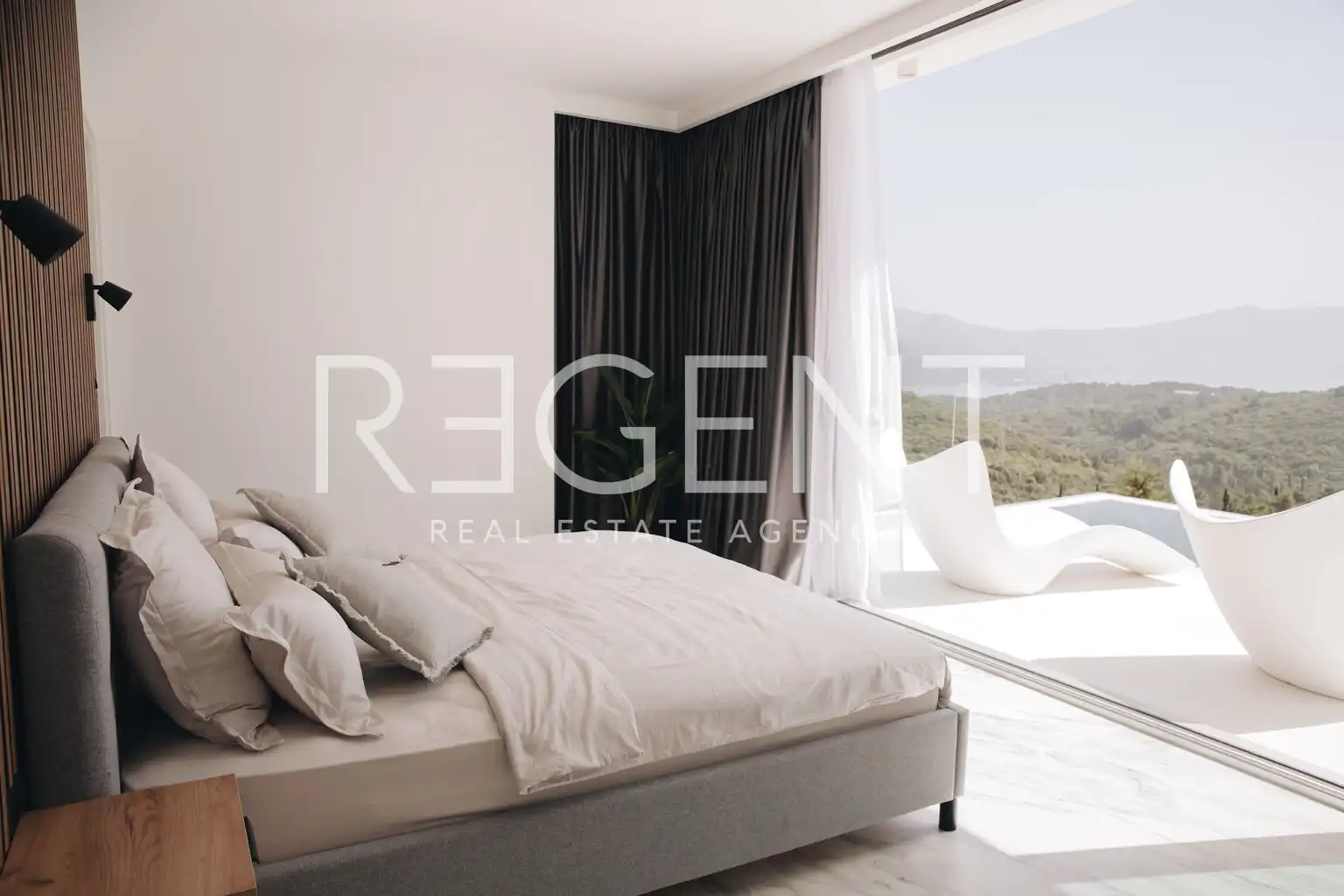Korčula, Žrnovo - Luksuzna obiteljska vila s prekrasnim pogledom 360 m2