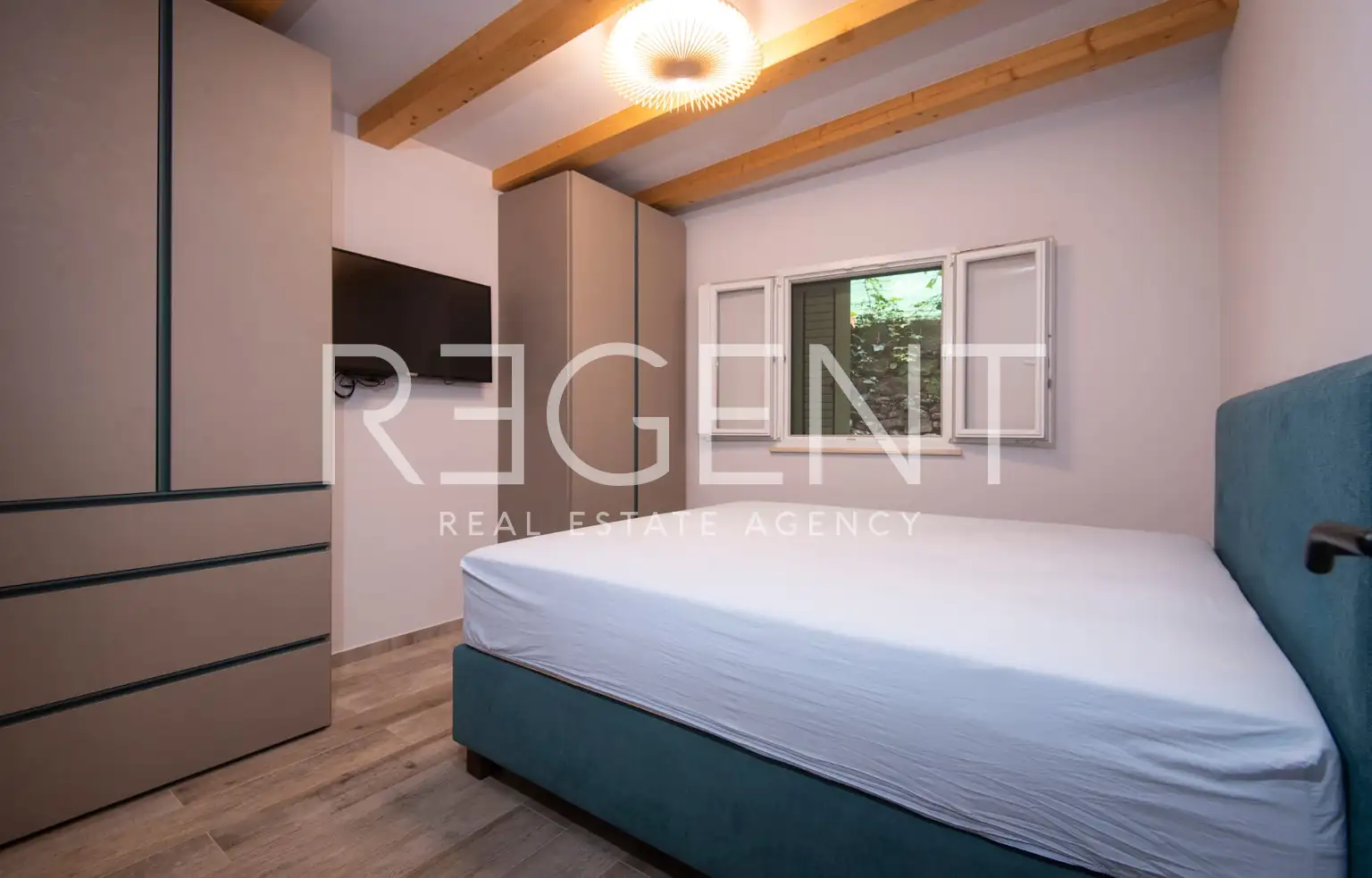 Split, Meje - Ground floor house with a yard