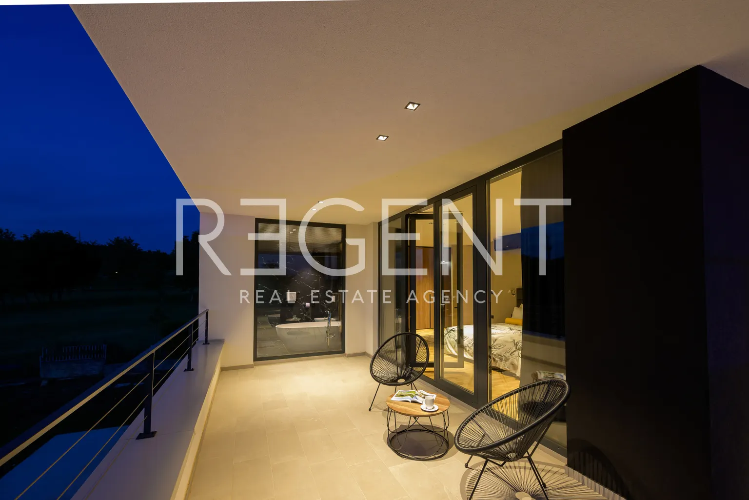 Istrie, Oprtalj - Luxusní designová vila 682 m2 novostavba