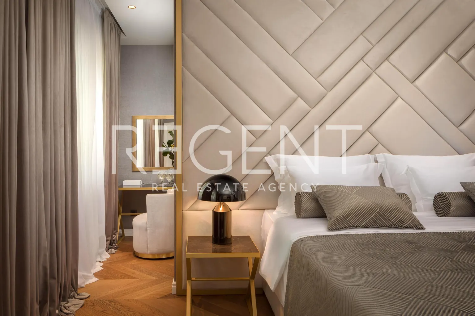 Split, Centar– Ekskluzivni apartman u srcu grada s tri jedinice