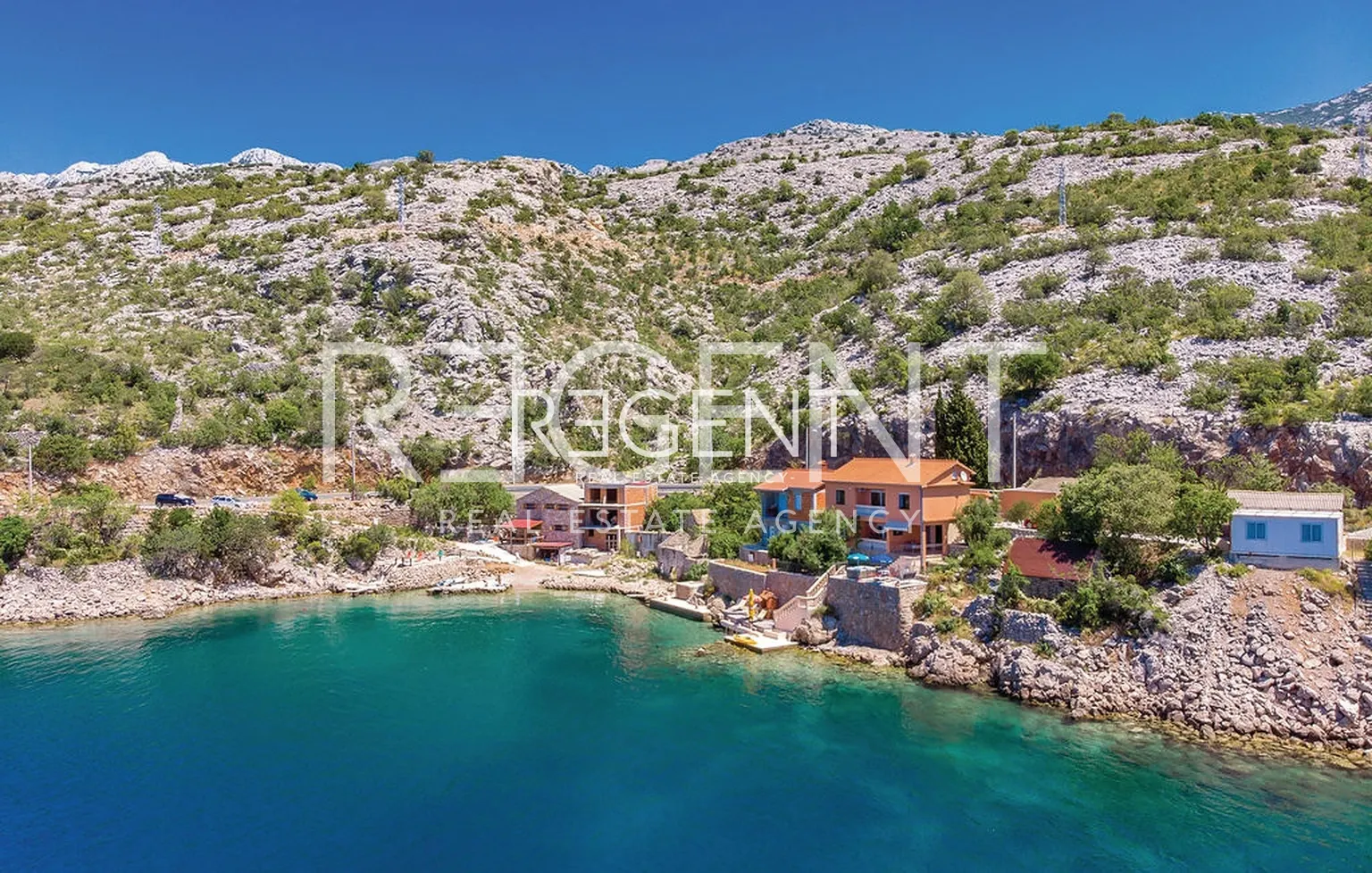 Zadar, Karlobag - Exkluzivní dům v první řadě u moře