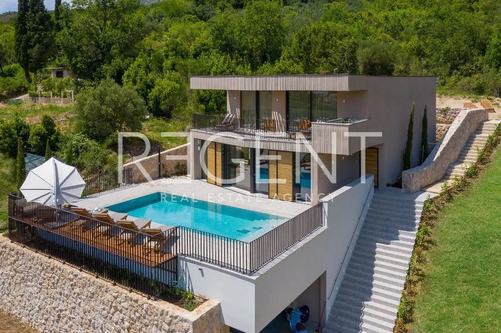 Dubrovník - Elegantná vila moderného dizajnu 394 m2