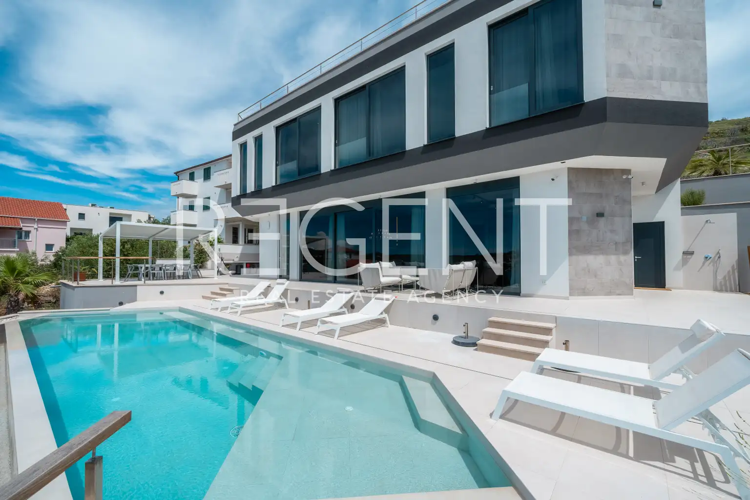 Šibenik, Rogoznica - Villa di lusso con vista panoramica sul mare, piscina riscaldata e jacuzzi