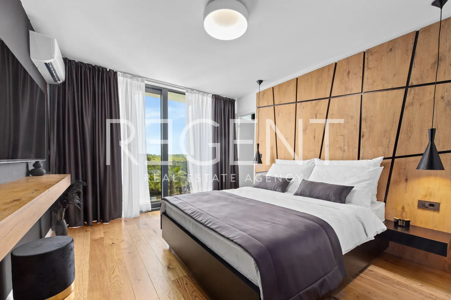 Istrie, Medulin - Nádherná moderní vila 220 m2