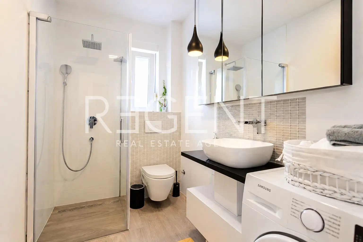 Podstrana, Sita – 55 sqm, two bedrooms, loggia, parking