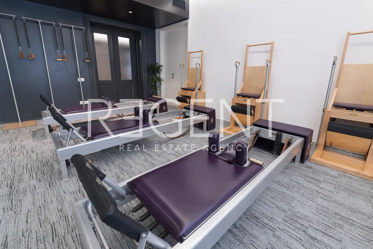 Záhřeb, Donji grad – Prostorný byt s potenciálem