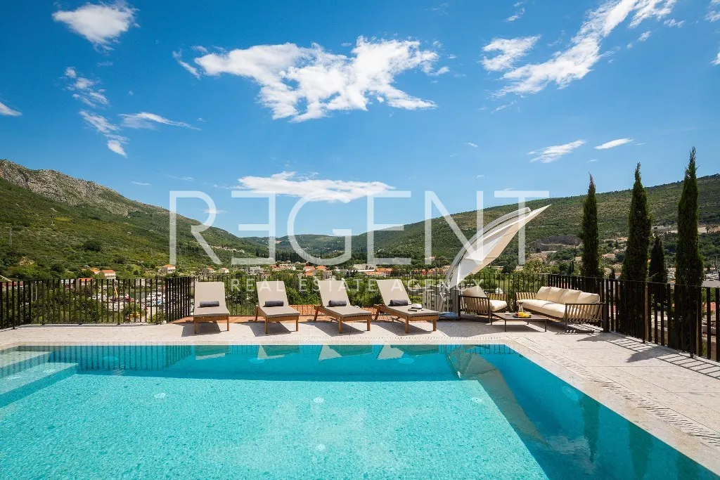 Dubrovník - Elegantná vila moderného dizajnu 394 m2