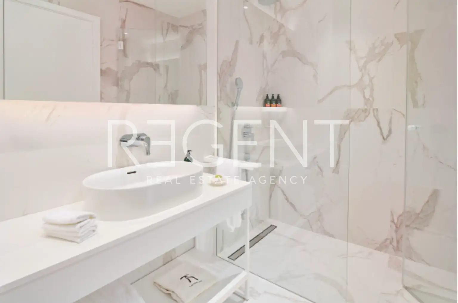 Istra, Petram Resort – dvoetažni penthouse 148 m², krovna terasa