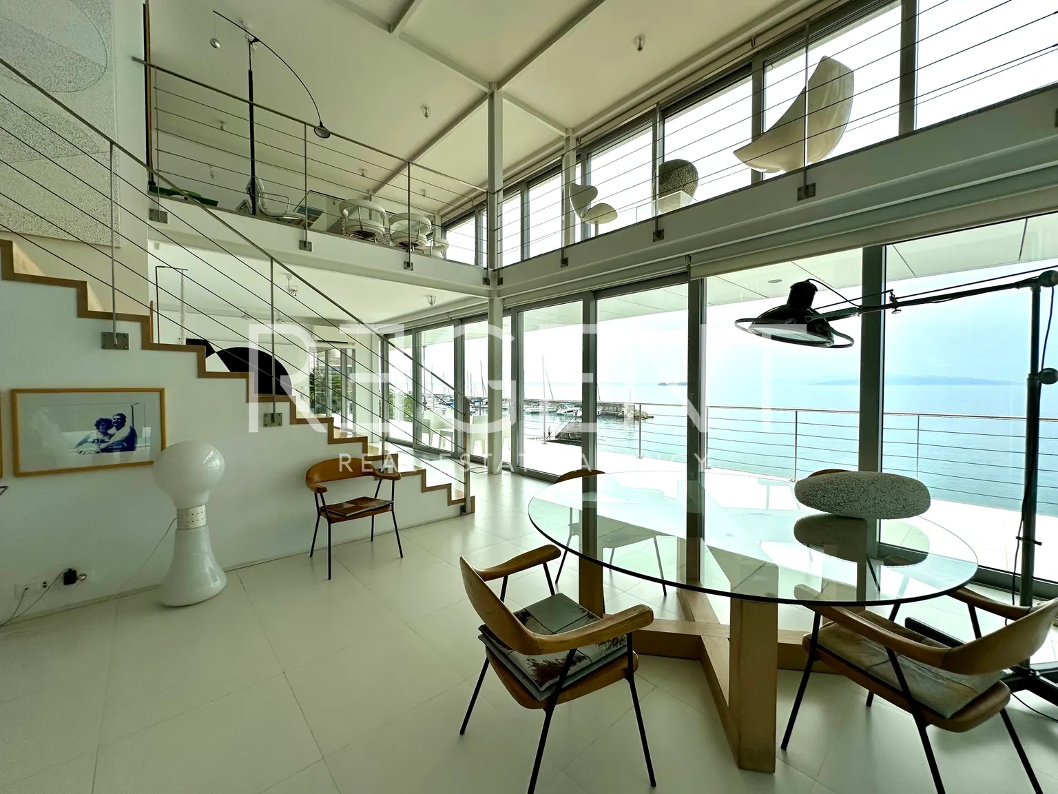 Rijeka - Moderní vila v první řadě u moře 600 m2