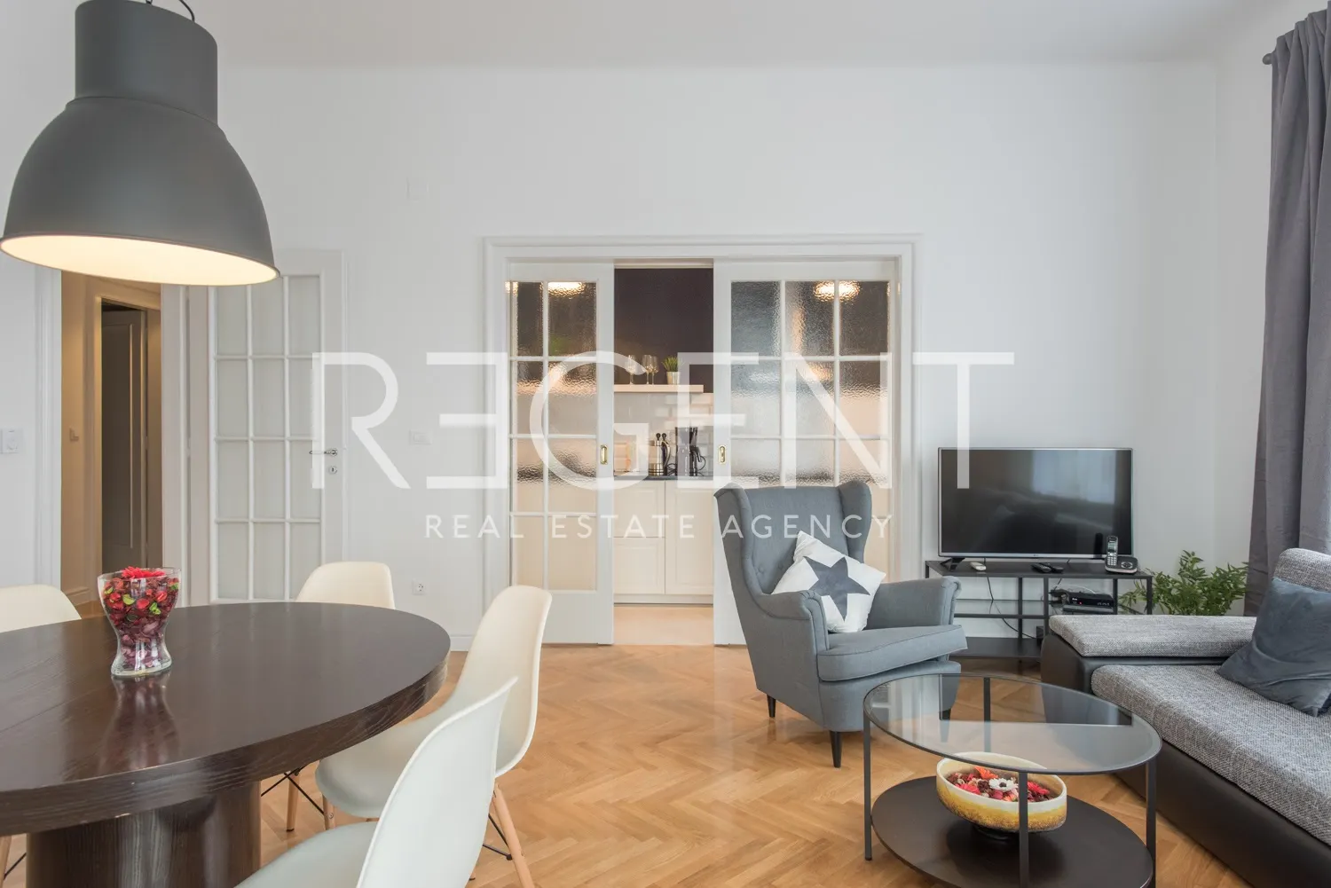 Záhřeb, Draškovićeva - Luxusní šestipokojový penthouse 218m2