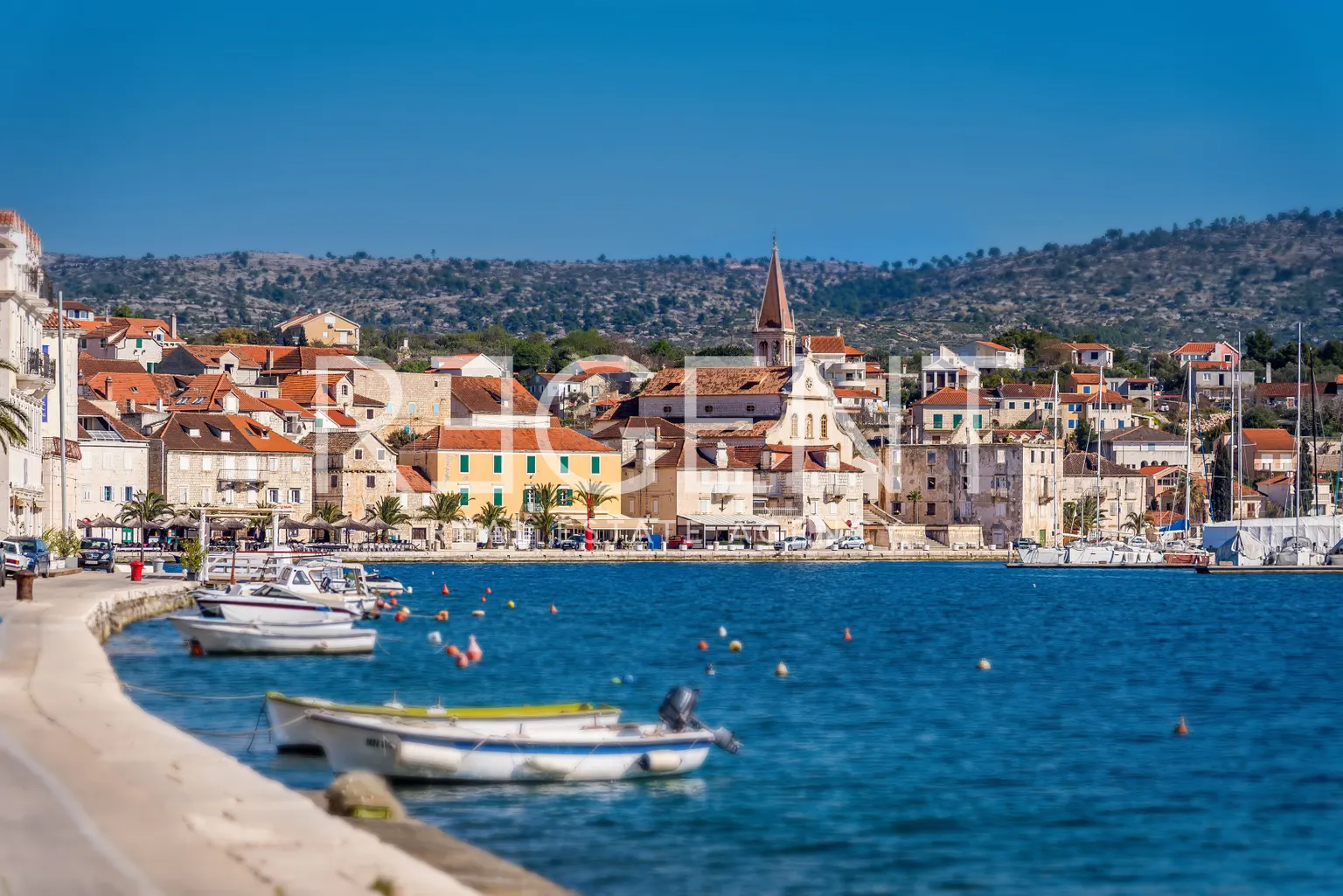 Brač, Milna - Moderna vila prvi red uz more, 264 m2