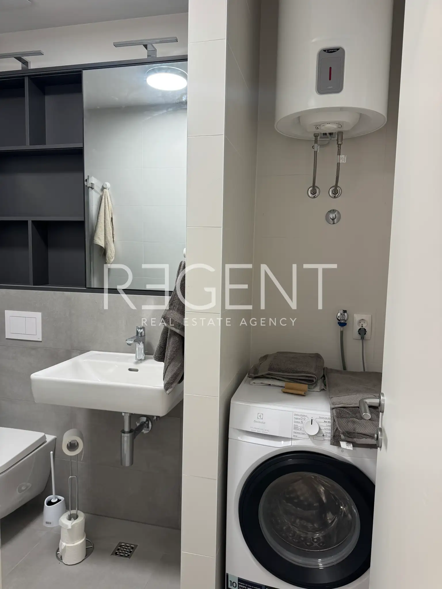 Split, Žnjan - one-bedroom apartment with a loggia